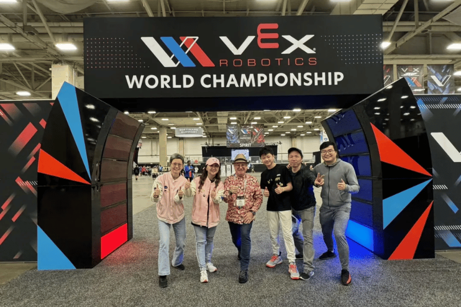 Techblazers Triumph at VEX Robotics World Championship 2024