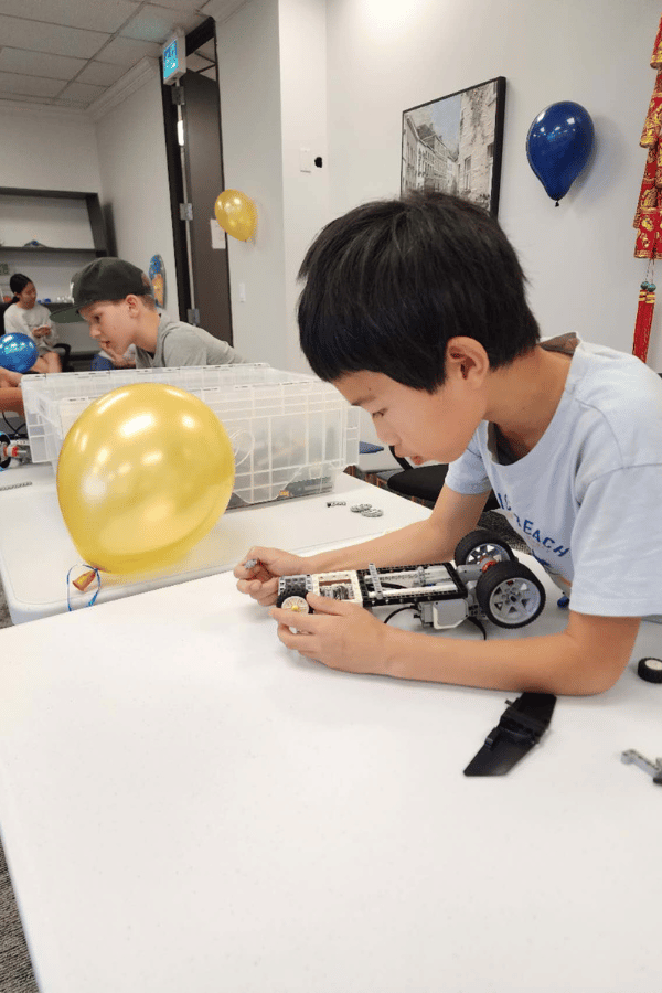 Summer Camp Thrives: A Fun and Creative Journey for Kids