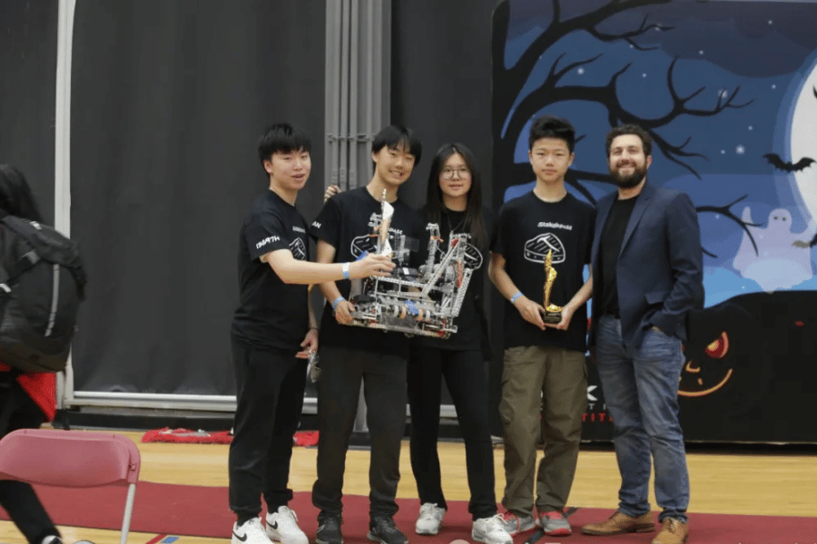 TechBlazers Wins VEX Trophies!