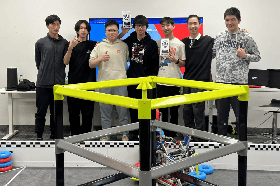 TechBlazers Hosts VEX Robotics Training Contest – Winners, Highlights & Next Steps