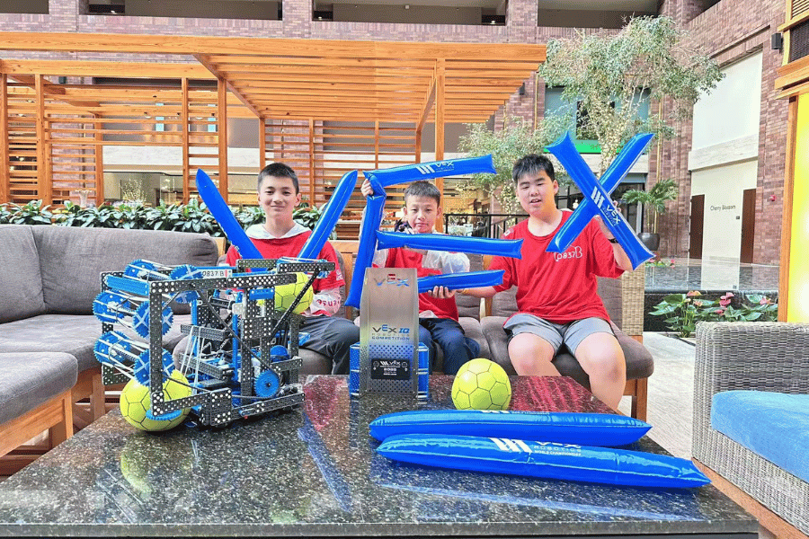 TechBlazers 10837B Earns Inspire Award at VEX IQ Worlds 2025
